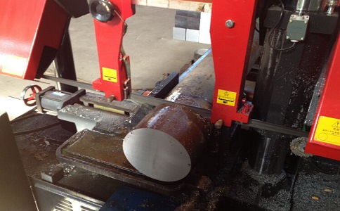 武穴卧式带锯床加工时出现明显振荡如何排查？